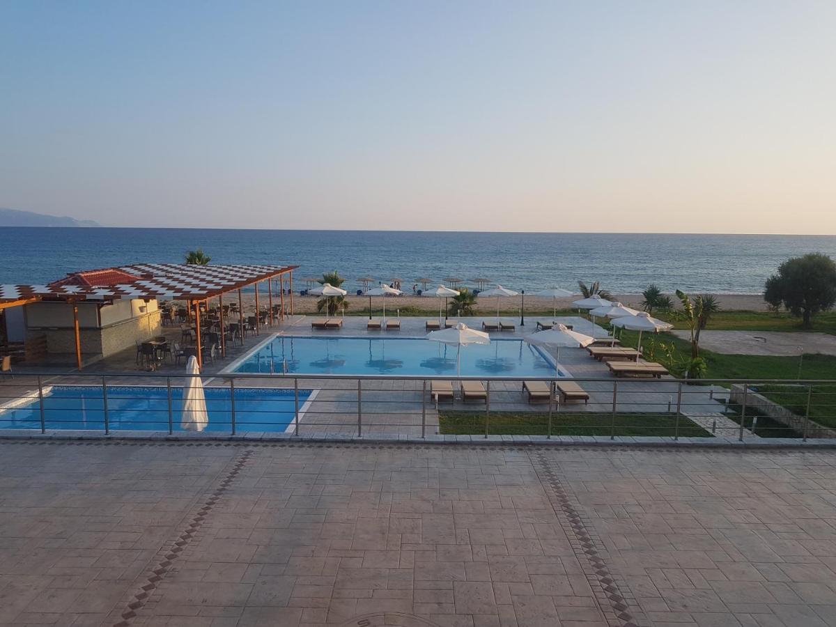 Ocean Hotel Resort Kastrosikia Zewnętrze zdjęcie
